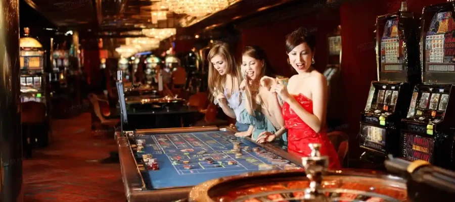 lotsa slots: Mastering Slot Scheduling for Optimal Gameplay