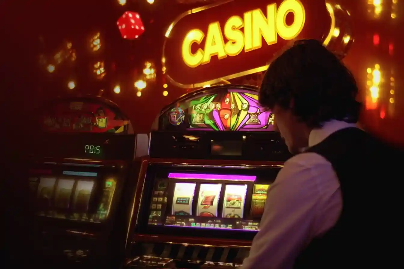 how to win at slot machines in casinos